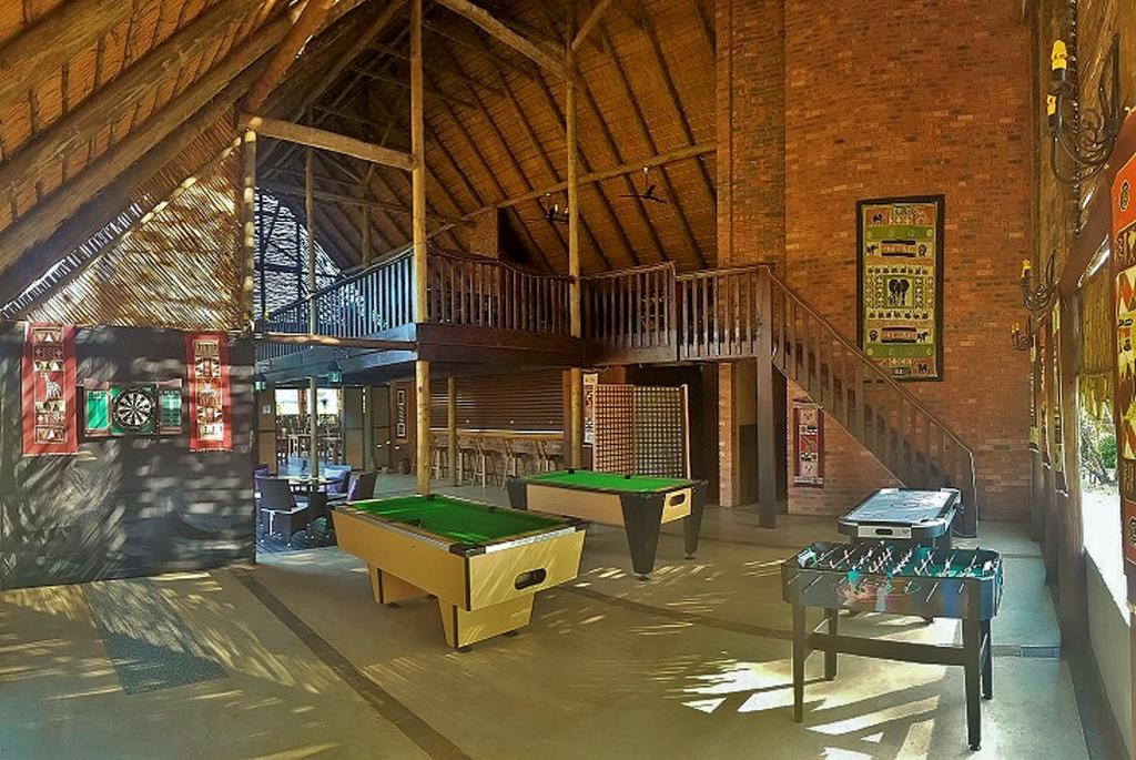 Kwambali Riverside Lodge هازيفيو المظهر الخارجي الصورة