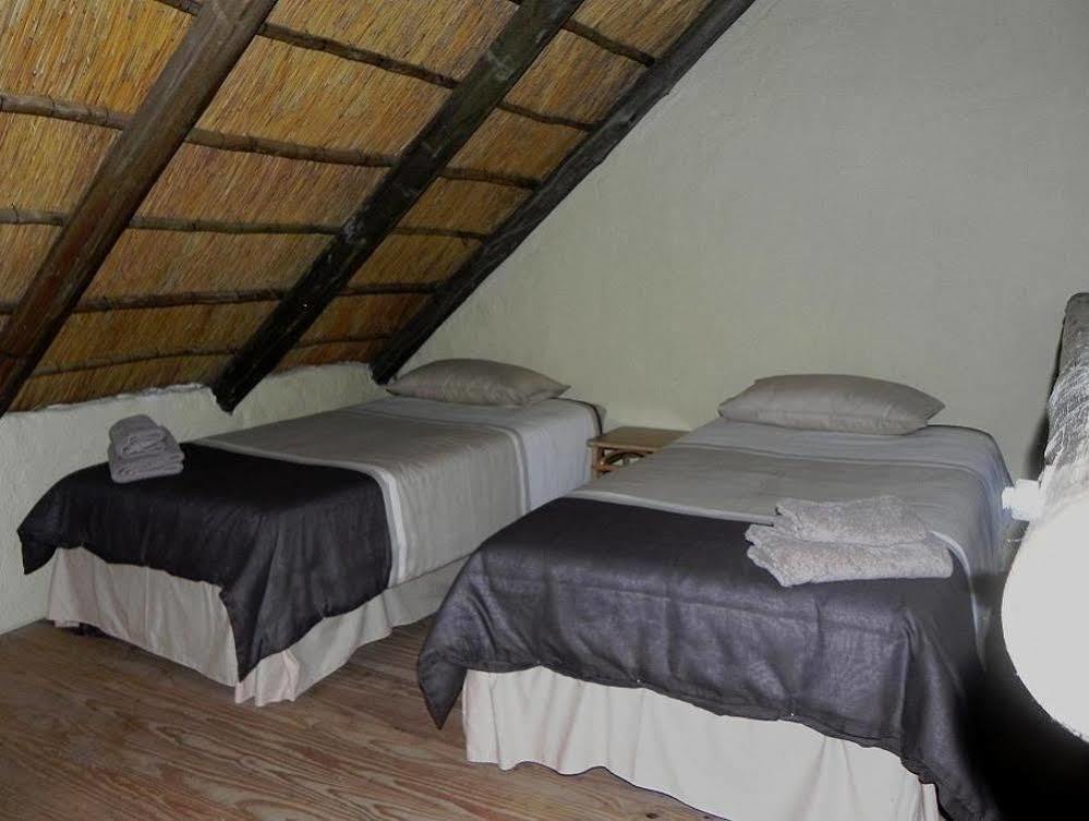 Kwambali Riverside Lodge هازيفيو المظهر الخارجي الصورة